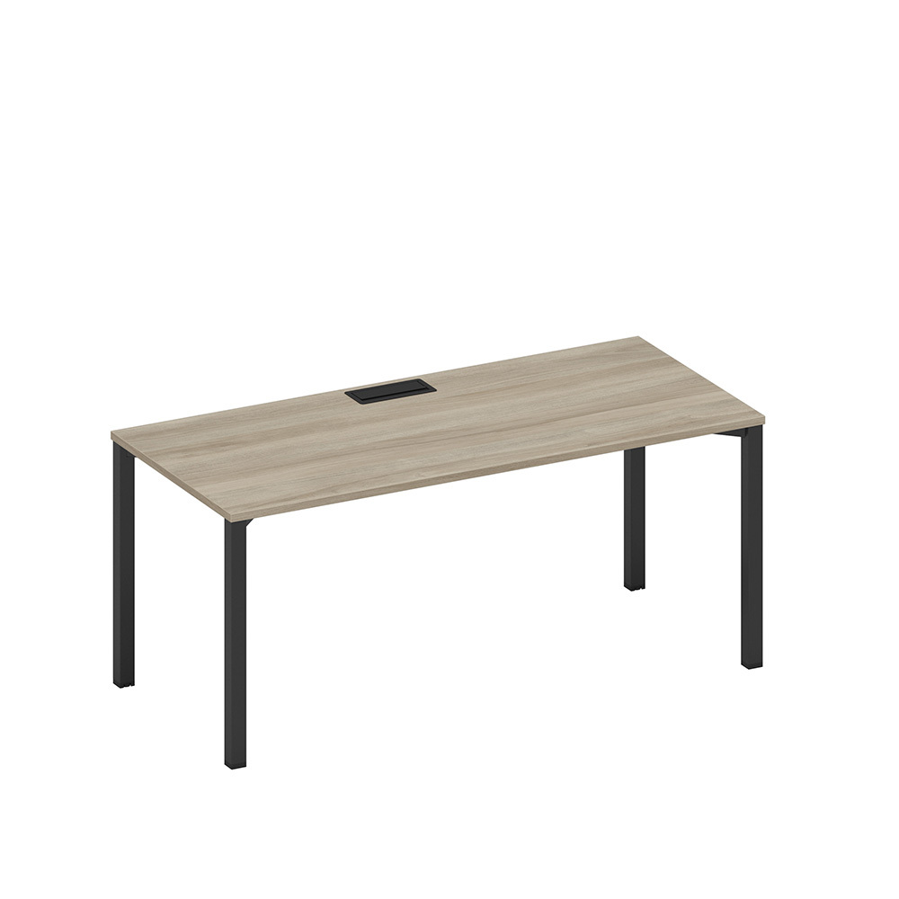 Стол письменный на металлокаркасе, столешница с заглушкой